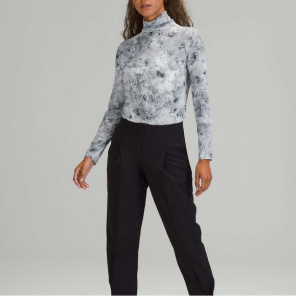 ❤️ Lululemon Hold Tight Turtleneck Aquila Rhino Grey Multi Size 8/10
